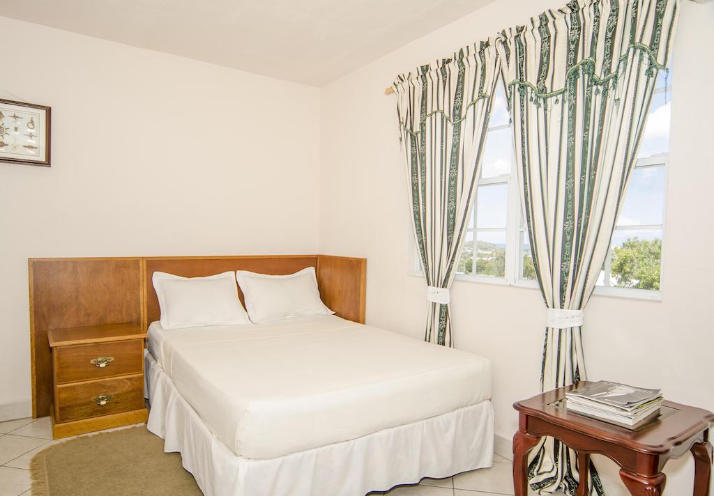 Caribbean Inn And Suites St. John's Cameră foto